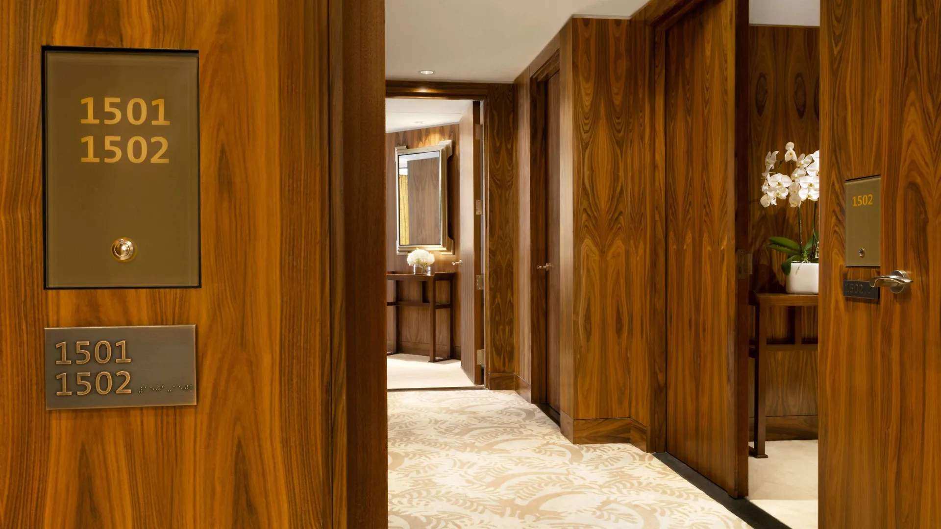 Shangri-La Vancouver Hotel