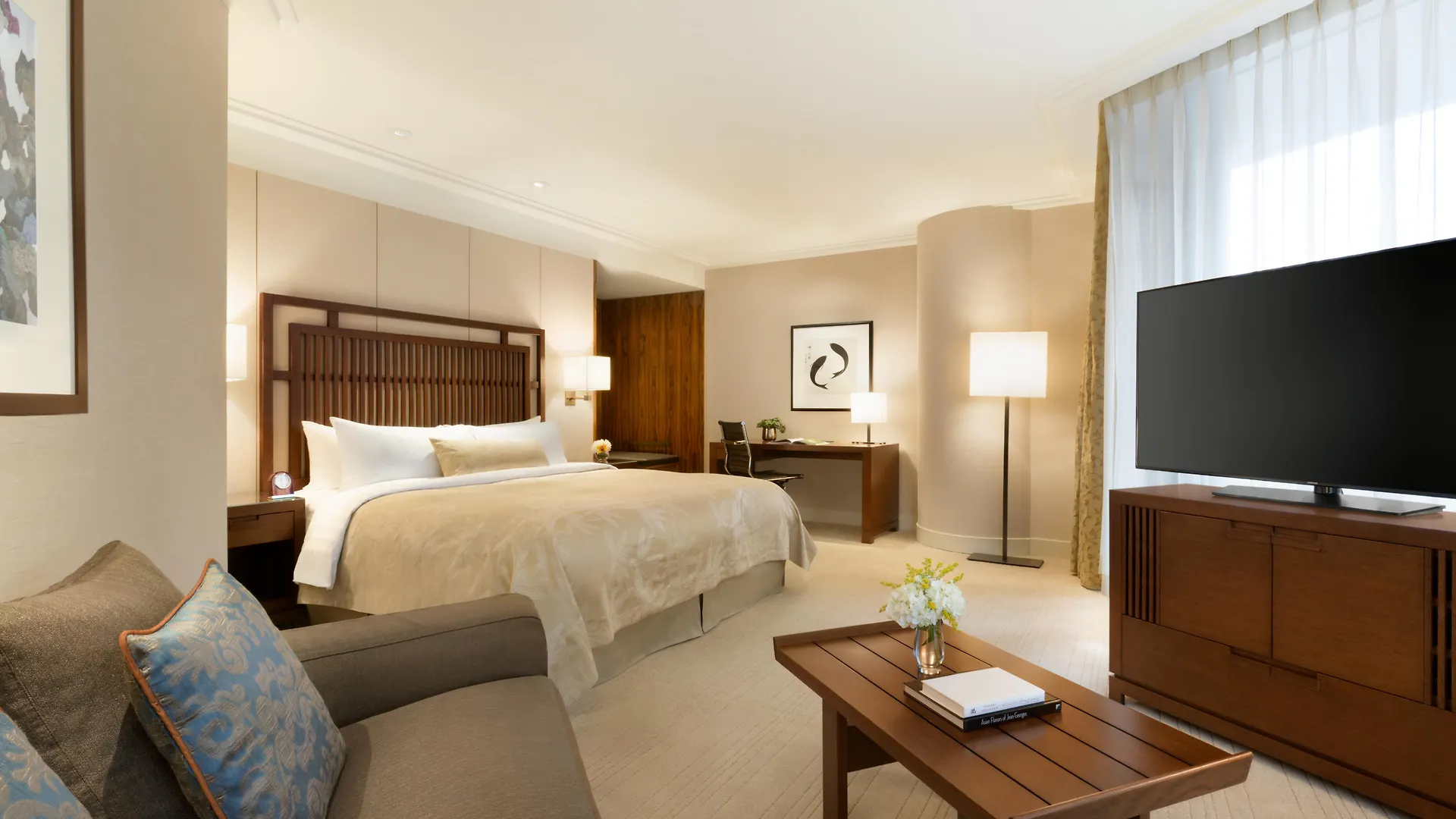 Shangri-La Vancouver 5*,  Canada