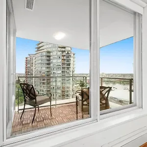 Apartment Water View In Downtown, Vancouver