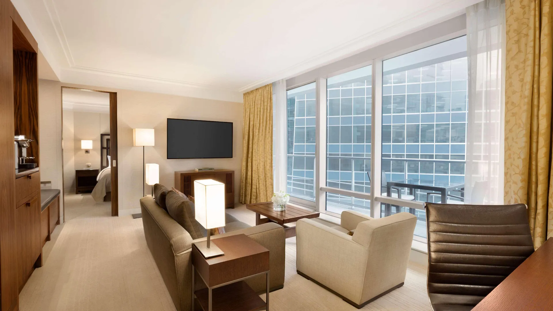 Shangri-La Vancouver Hotel