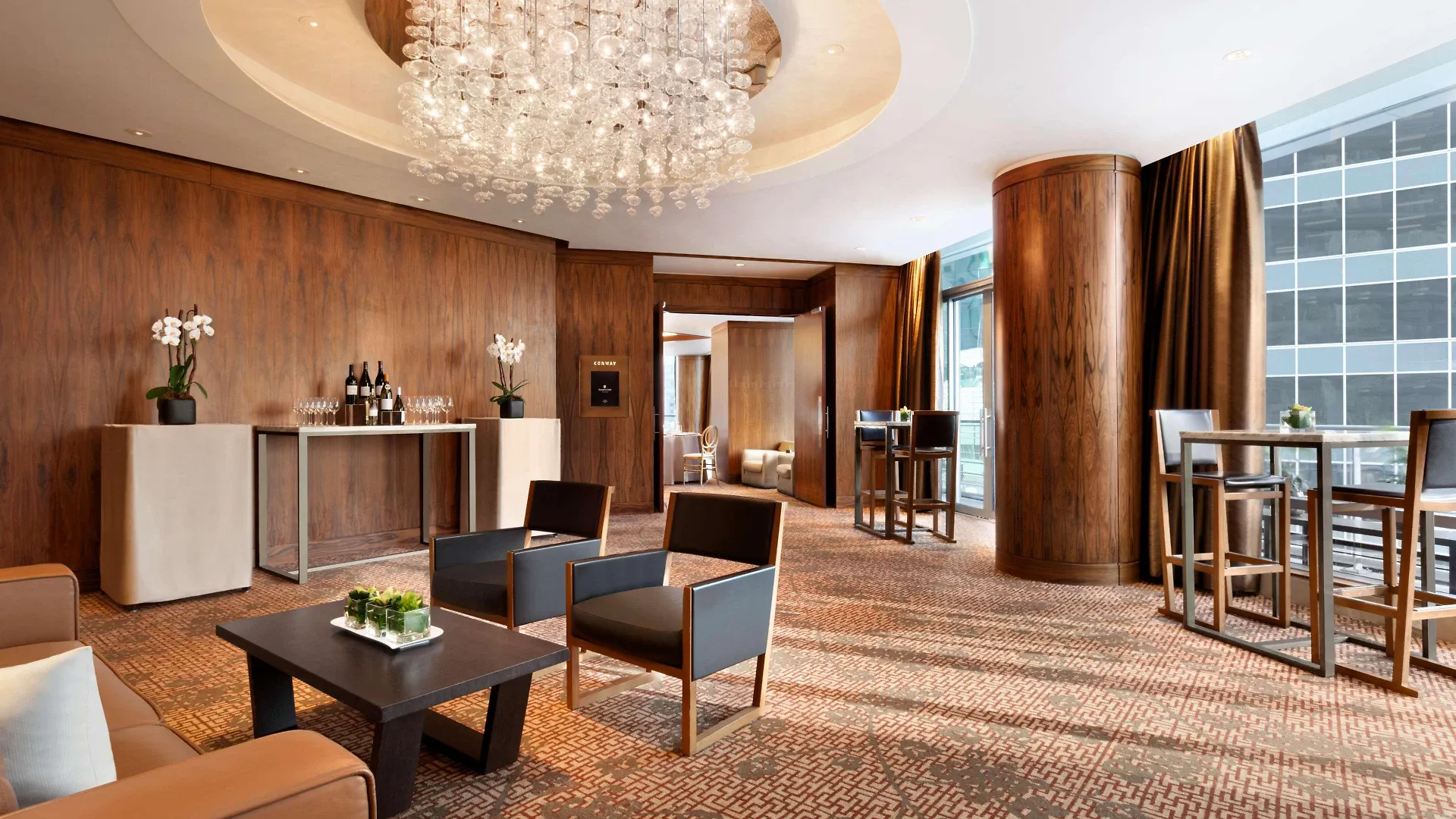 ***** Hotel Shangri-La Vancouver Canada