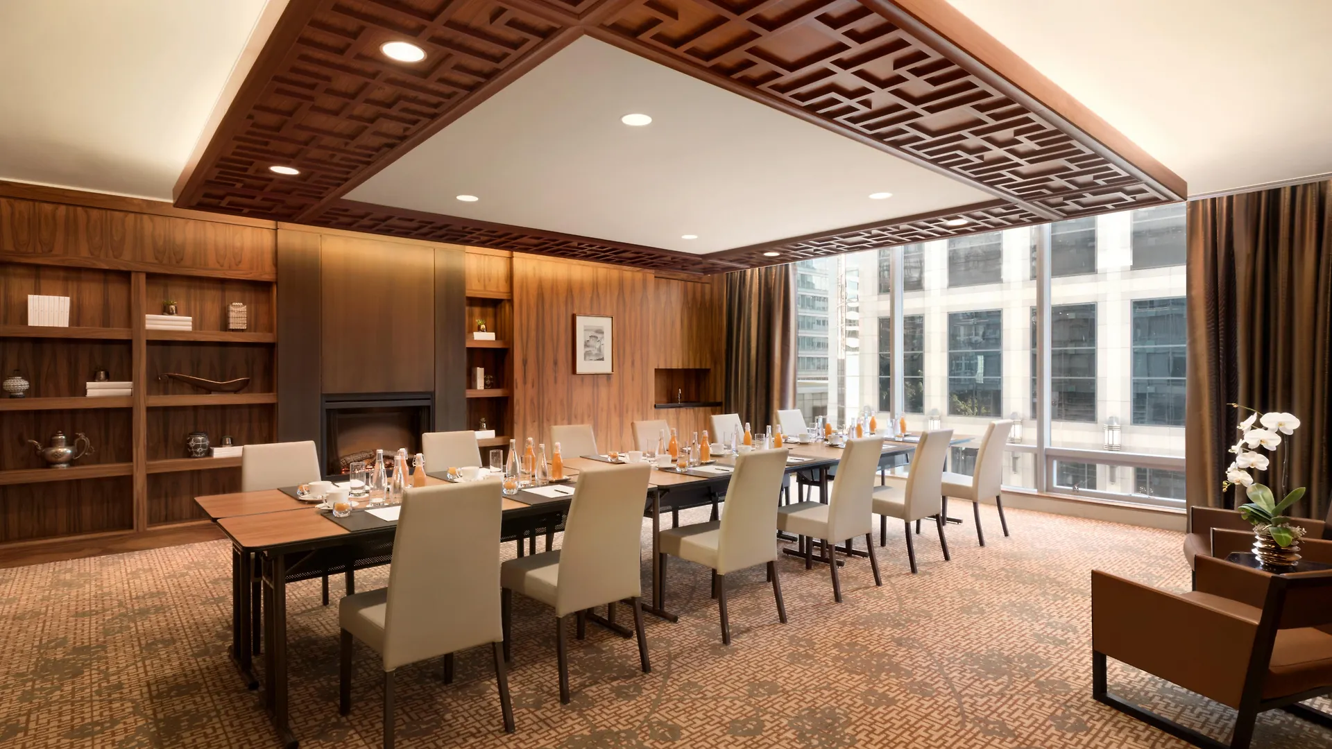 Shangri-La Vancouver Hotel
